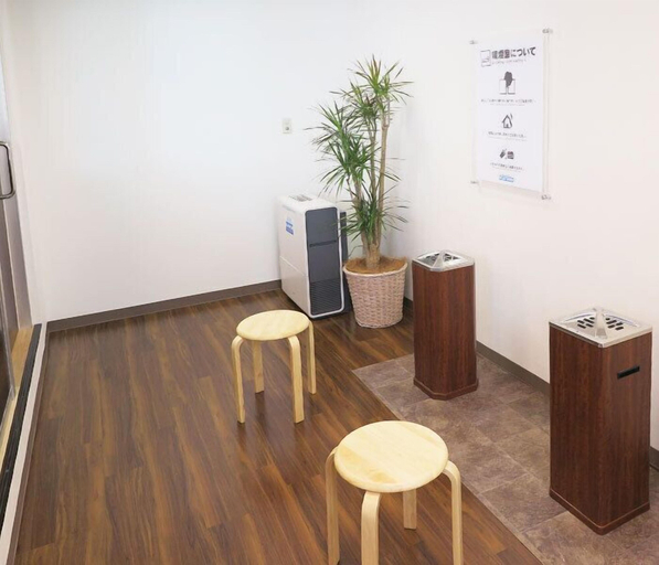 Others 4, Sauna & Capsule Hotel Hollywood - Caters to Men, Okayama