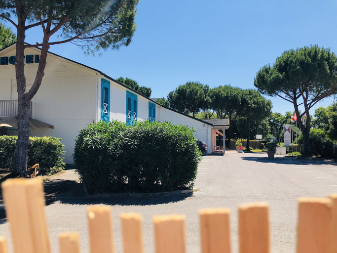 Exterior & Views 2, Halt Hotel, Hérault