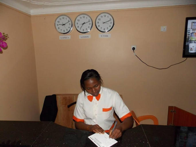 Others 5, Prime Rose Hotel, Buwekula
