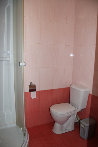Bathroom 3, Niagara hotel, Samara