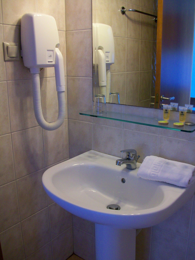 Bathroom 5, Aegean Blue Studios, Central Macedonia