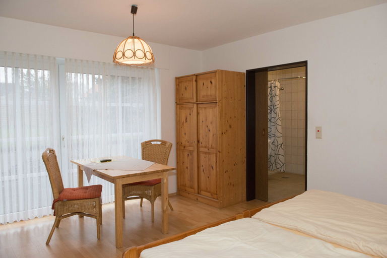 Bedroom 2, Hotel Mönter-Meyer, Osnabrück