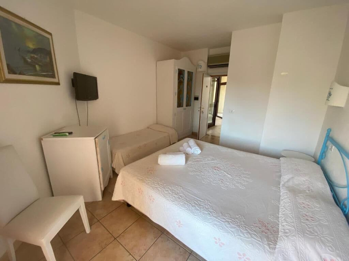 Bedroom 2, Palau City Hotel, Olbia-Tempio