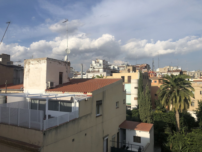 Others 5, Hotel Pigal, Tarragona