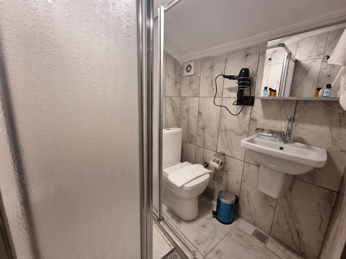 Bathroom 5, Element Garden, Beyoğlu
