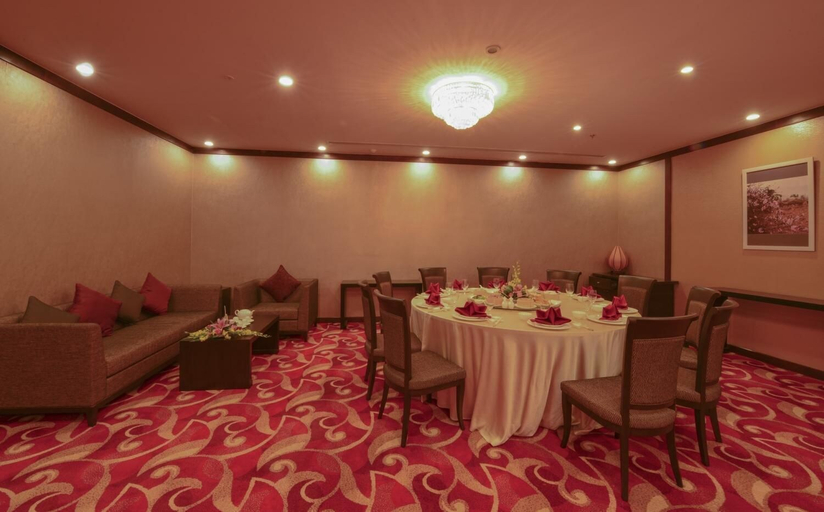 Food & Drinks 5, Aristo International Hotel, Lào Cai