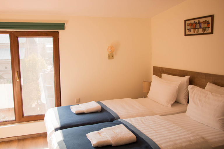 Bedroom 3, Mariam R, Tbilisi