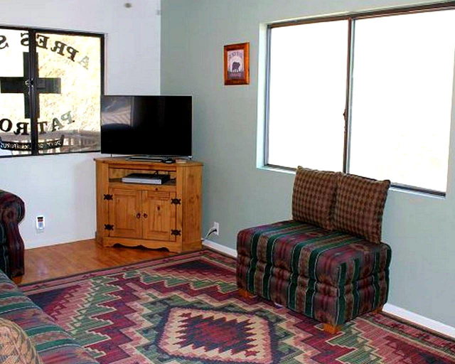 Others 4, Moonridge Den- One Bedroom, San Bernardino