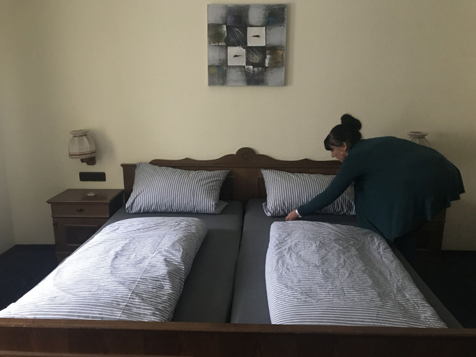 Bedroom 5, Hotel Höxter Am Jakobsweg, Höxter