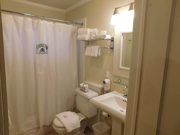 Bathroom 4, Rainbow Courts Motel, Milam
