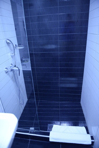 Bathroom 4, Phidias Hotel by Oniro, Attica