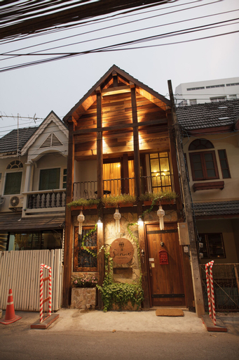 Exterior & Views 2, Sanae' Townhouse Chiang Mai, Muang Chiang Mai