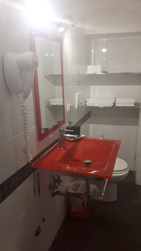 Bathroom 5, Relais Palazzo Taverna, Rome