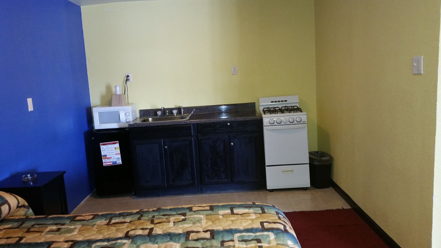 Others 5, Relax Inn Motel, Hardin