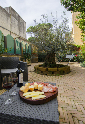 Food & Drinks 5, Hotel Maria, Pisa