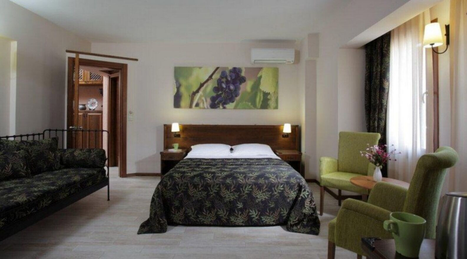Bedroom 2, Mitos Hotel, Bozcaada