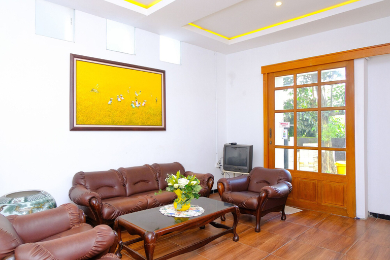 Others 5, OYO 354 32 Guest House, Malang