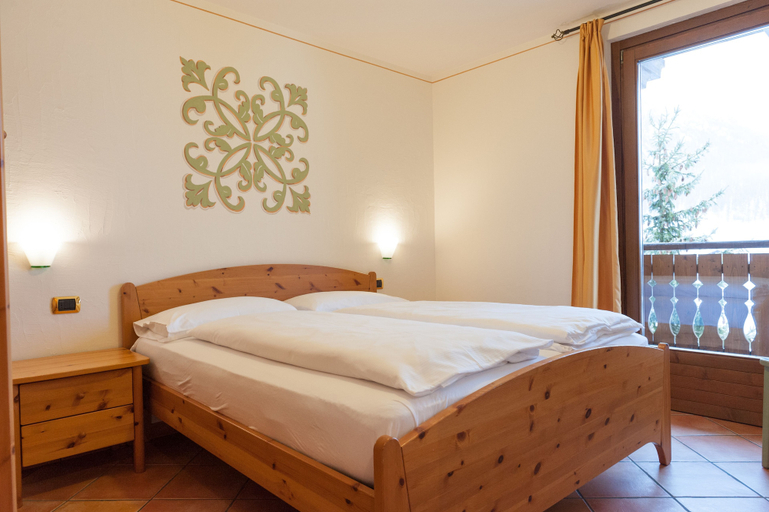 Bedroom 2, Residence Bait da Mott, Sondrio