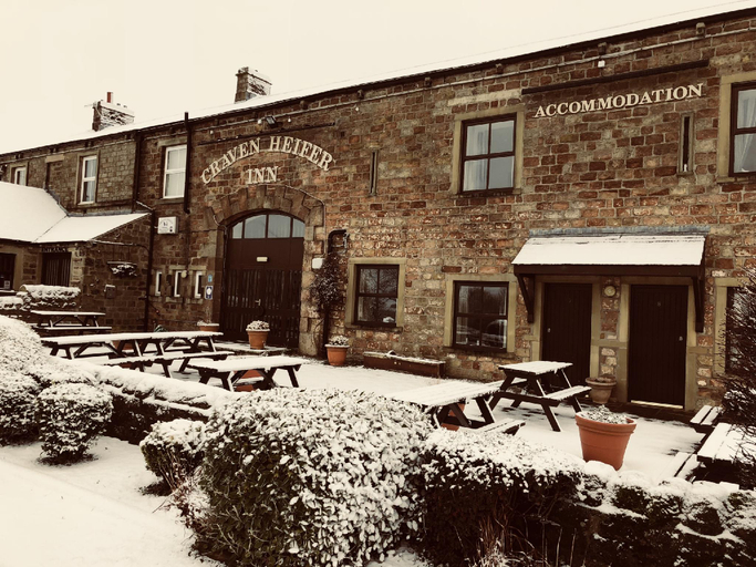 Exterior & Views 5, The Craven Heifer, North Yorkshire