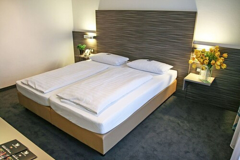Bedroom 3, Hotel Am Zoo, Frankfurt am Main