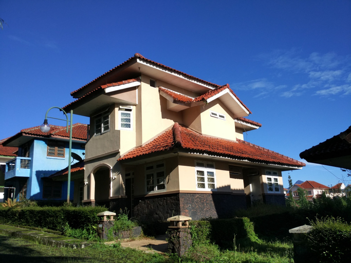 Villa Tamie Bumi Ciherang, Cianjur