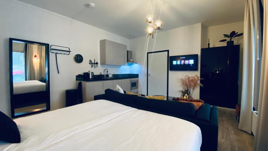 Bedroom 2, Marble Times, Groningen