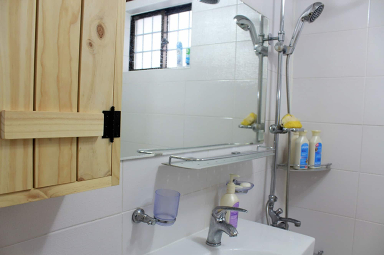 Bathroom 3, Sunny Namwon, Seogwipo