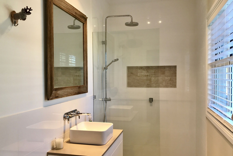 Bathroom 3, Hilltop Lane, Mansfield