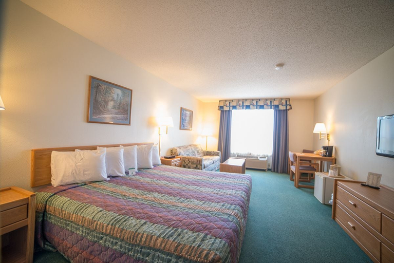 Bedroom 3, River Valley Inn & Suites, Polk