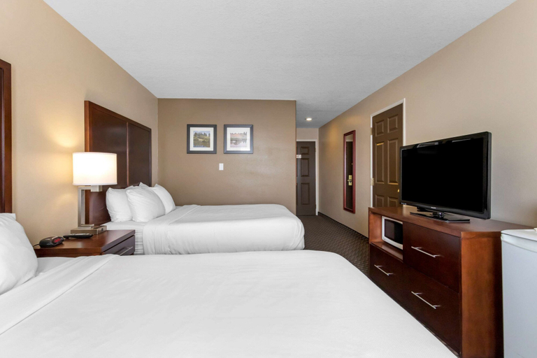 Bedroom 3, Comfort Inn Lethbridge, Division No. 2