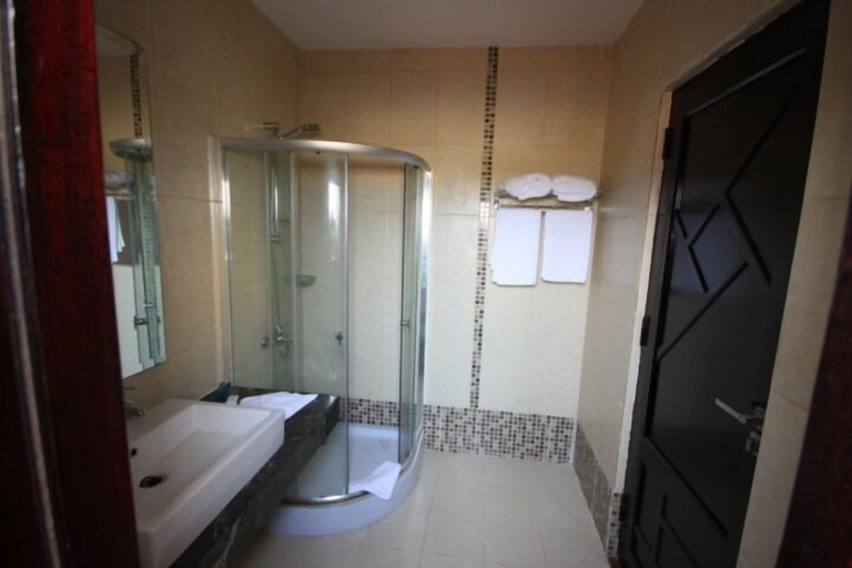Bathroom, BeachSafari Resort, Marsa 'Alam