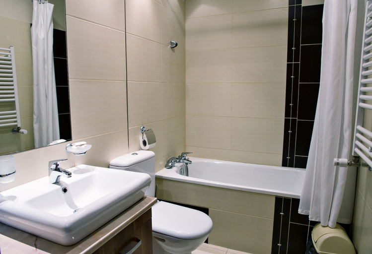 Bathroom 3, Warsaw Apartments Magnolie, Warsaw