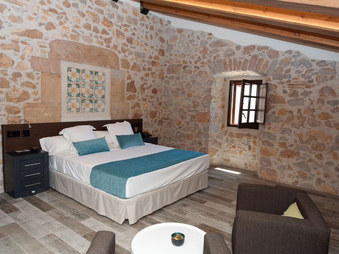 Bedroom 3, Hotel Molí de l'Escala, Girona