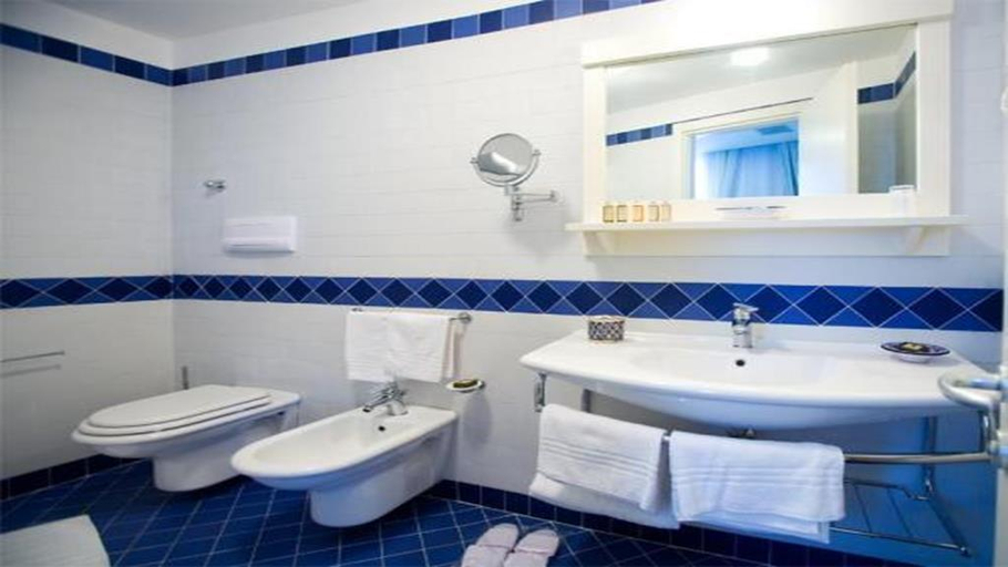 Bathroom 4, Villaggio Cala La Luna, Trapani