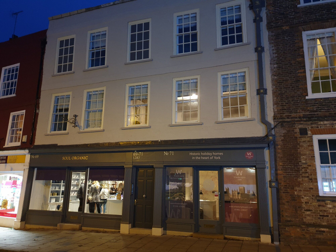Exterior & Views, 71 Micklegate - Apartment 3, York
