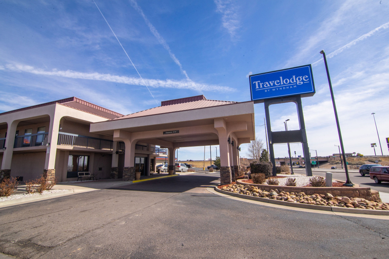 Exterior & Views 2, Travelodge by Wyndham Pueblo, Pueblo