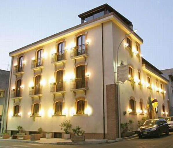 Exterior & Views 2, Hotel U'Bais, Reggio Di Calabria