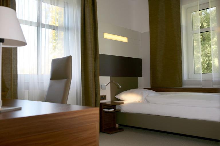 Bedroom 3, Seminar- und Tagungshotel Große Ledder, Rheinisch-Bergischer Kreis