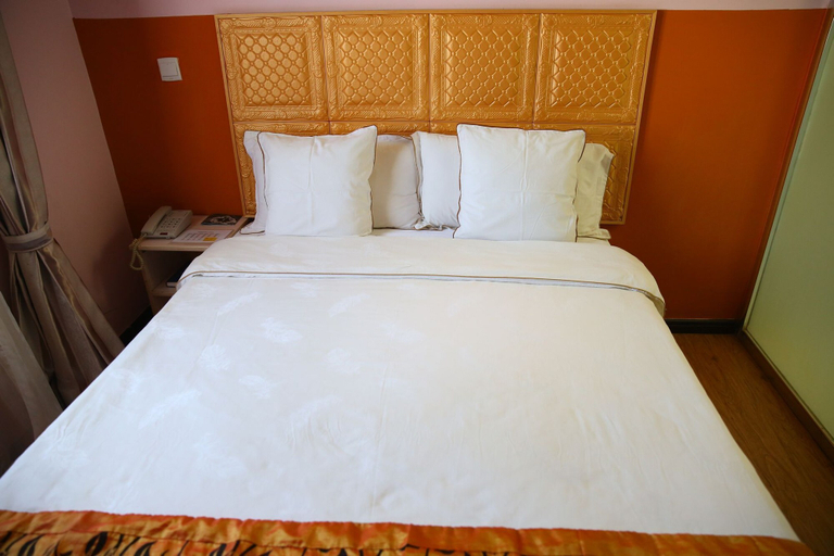 Bedroom 2, Hotel Cristal Madagascar, Analamanga