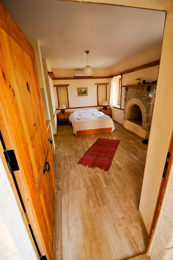 Bedroom 2, Eski Datça Evleri Mini Hotel, Datça