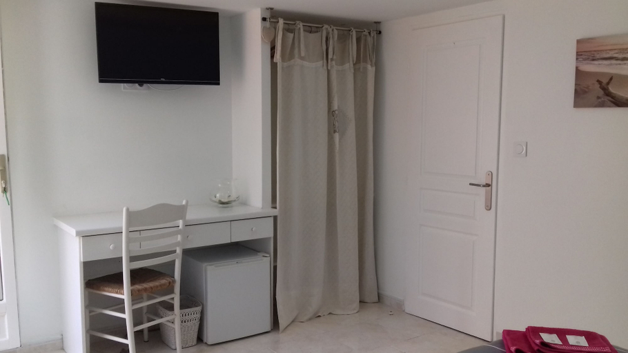 Bedroom 5, Le Mas Du Bijou Bleu, Var