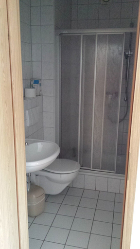 Bathroom 4, Am Mühlteich, Vogtlandkreis