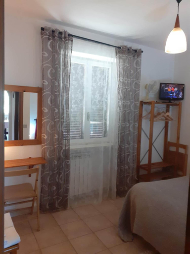 Bedroom 3, Life B&B, Viterbo