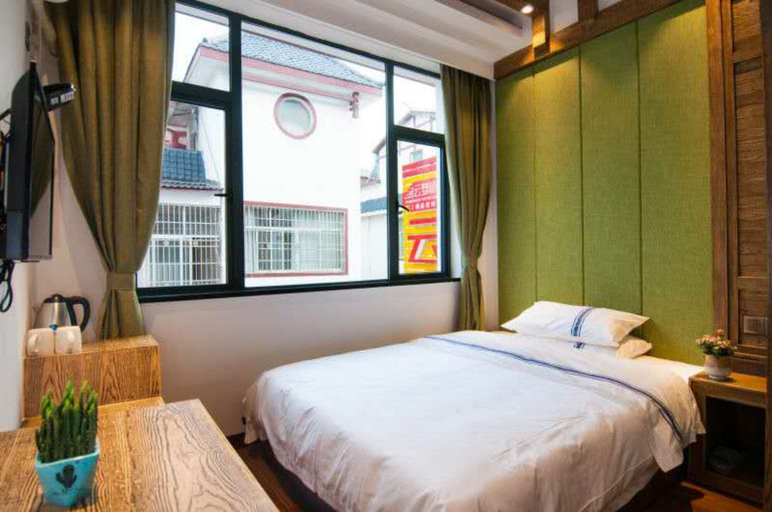 Bedroom 3, Yun Meng Qi Inn, Zhangjiajie