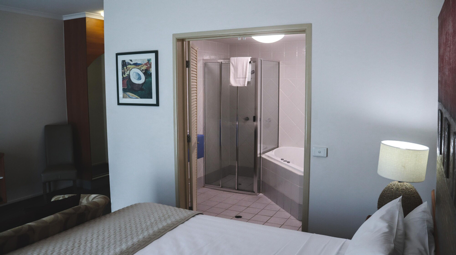 Bedroom 3, Heritage Cairns, Cairns