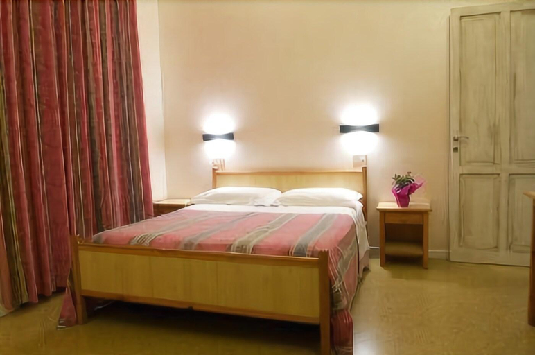 Bedroom 4, Castiglia, Palermo