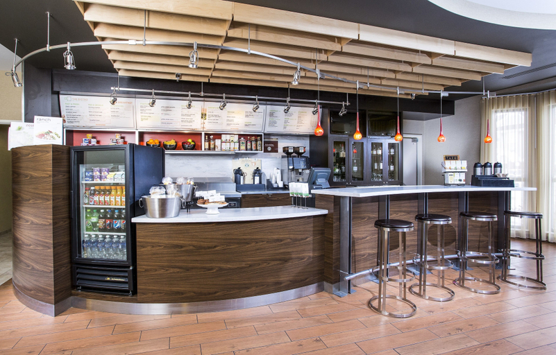 Food & Drinks 5, Courtyard by Marriott Peoria, Peoria