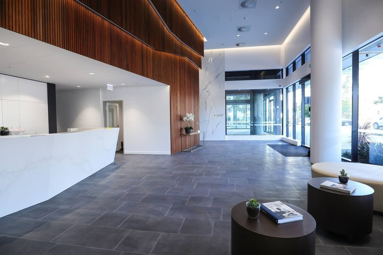 Others 5, Stylist 2 Bedrooms Apartment With Pool/gym/parking, Brisbane