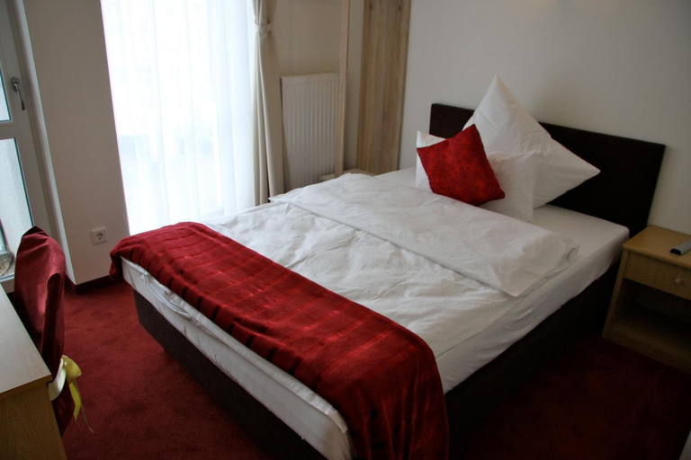 Bedroom 3, Hotel Gemini, Düsseldorf