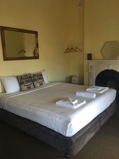 Bedroom 2, Circa 1902 Queenscliff, Queenscliffe